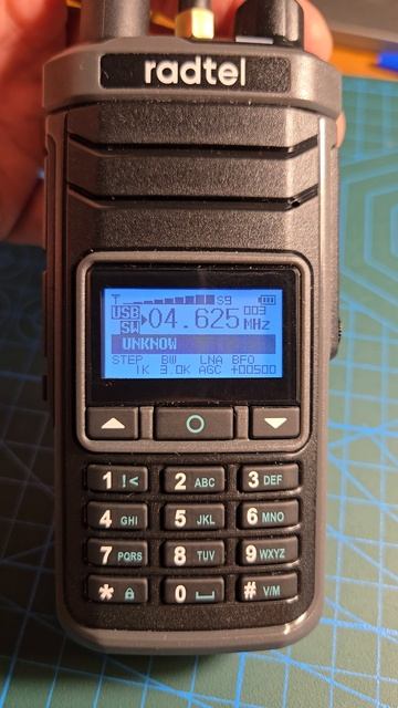 Приём УВБ 76 на радиостанцию Radtel RT860