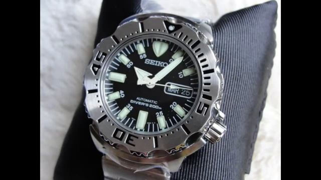 Seiko SKX779 Men`s Black Monster