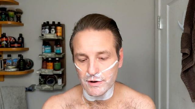 The Grand Shave King Self Lubricating Razor