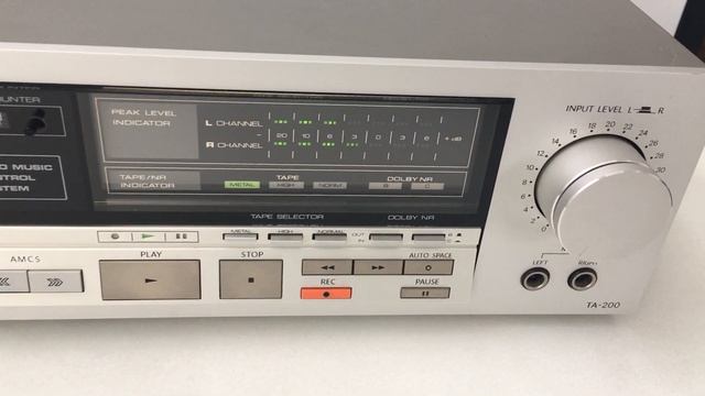 ONKYO A-8015 Amplifier + ONKYO TA-200 = ONKYO TA-2026 Tape deck