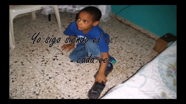 El Estúpido - m26 [Video Lyrics]