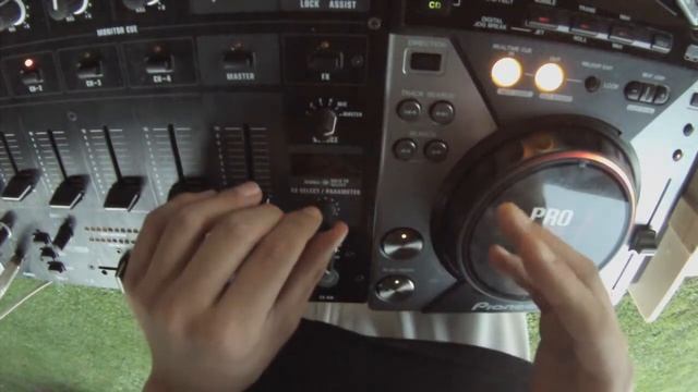 Tutorial DJ: effetti del mixer Behringer DJX900/DJX750/DJX700..