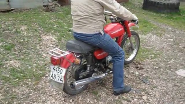 Мой мотоцикл Минск. Первая заводка 18.05.13 (перезалив)