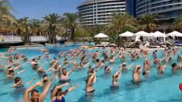 Holidays in turkey Antalya in royal wings hotel
