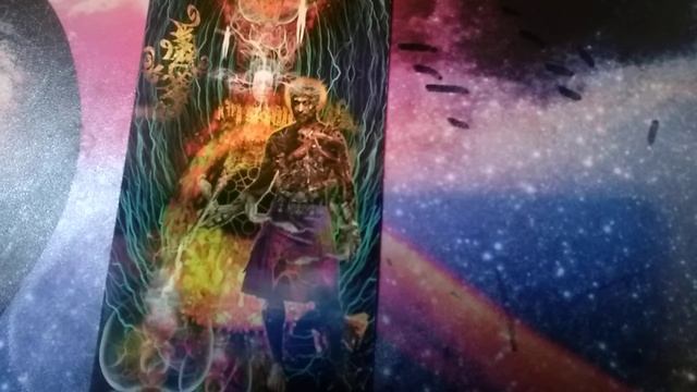 Любит ли она меня. Расклад для мужчин. 2 варианта