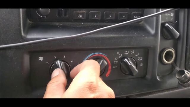 Trouble Shooting And Fixing My AC In A Dodge Van/Vanlife/AC In A Van.