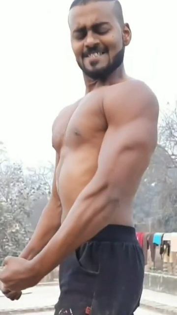 PawanChauhan6438#shots #short #desigymfitness #homeworkout