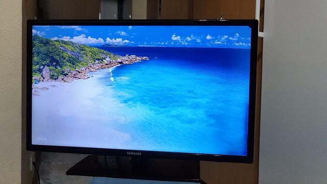Телевизор Samsung ue32eh4000w 32 дюйма