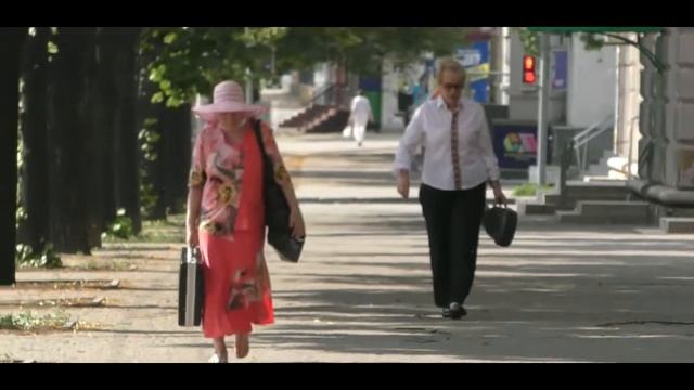 День конституции Украины. За пол  часа до праздничного концерта.Запорожье 28.6.2021.