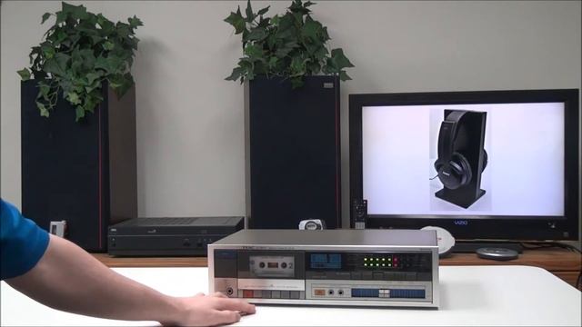 Vintage Teac Single Cassette Deck Player And Recorder With Brilliance V-350C Product Demo