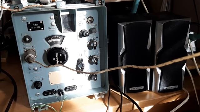 P-326 russian receiver - listening on 20 meter band 9 april 2022 local time IT 08.37