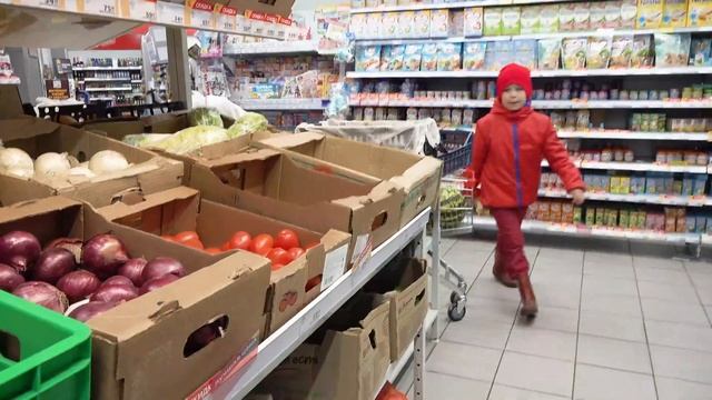 24 часа в одном цвете Красный против желтого ll TwoBrotheerzzz