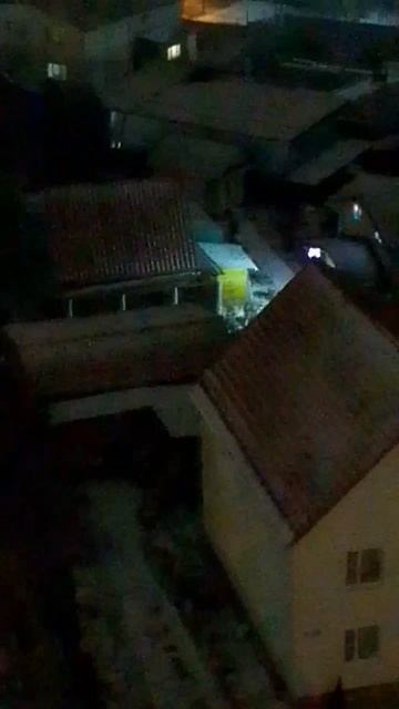 город