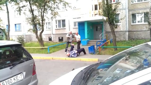Белорусские деды дерутся/Belarusian grandfathers fighting