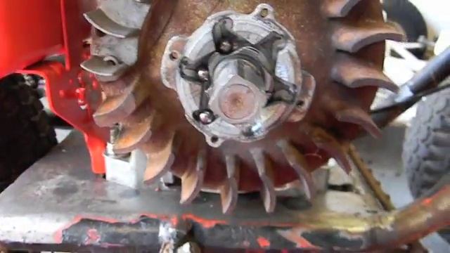 Briggs and Stratton 5HP Engine Starter Clutch Repair