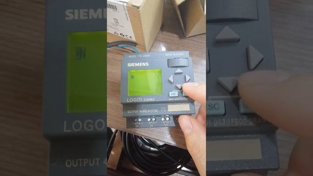 Hướng dẫn chuyển ngôn ngữ trên Logo Siemens 230RC
