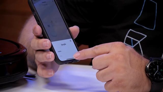 ASPIRADOR ROBÔ EUFY: ASPIRA E PASSA PANO!