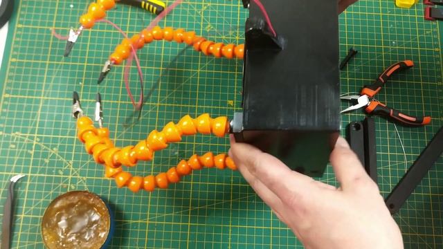 DIY Solder Station - How to make helping hand - 3d printed
