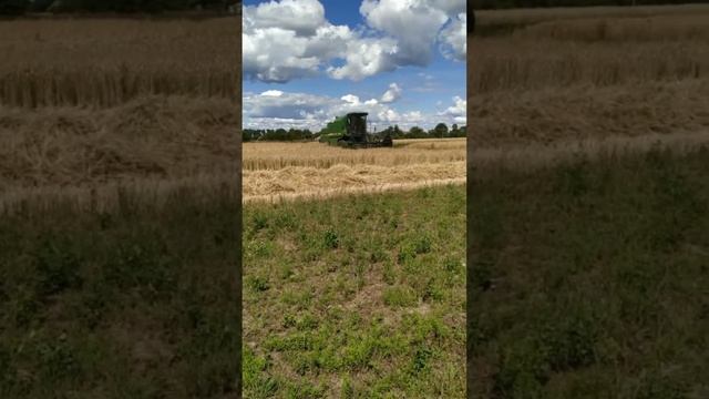 Комбайн John Deere 1157
