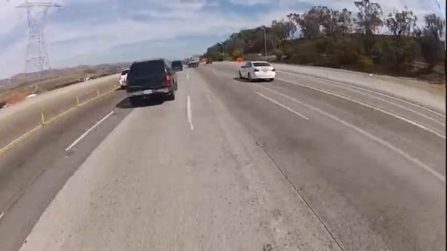 ZX-6R Lane splitting through beautiful California