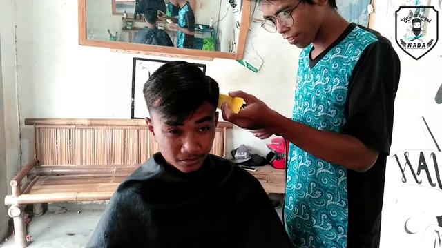 Cara potong rambut pria dengan mesin whall 2021