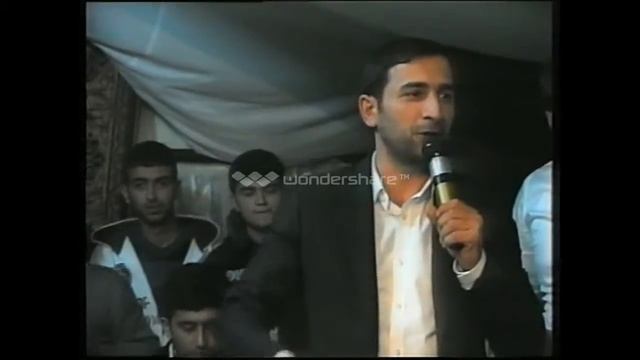 Meyxana Kombinatda Ferhadin toyu part 1 2012