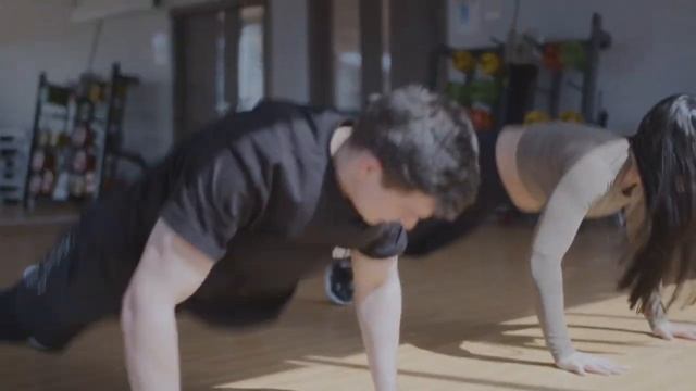 Добро пожаловать в фитнес клуб Super Gym!