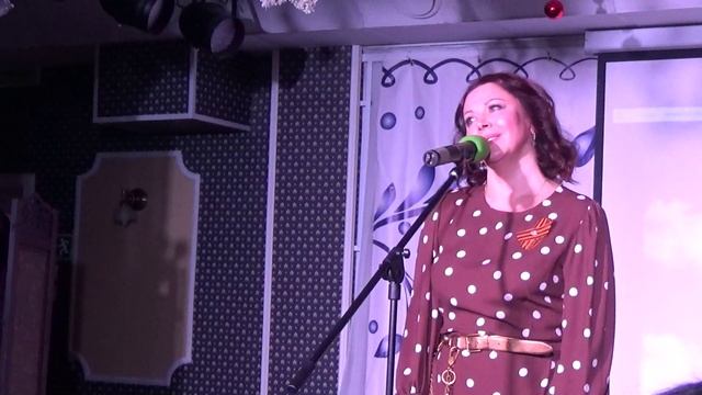 Татьяна Ветрова - "В 10 вечера после после войны"  (А. Хайленко - А. Тихонов)