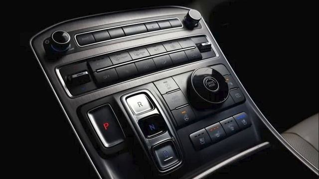 Hyundai Santa Fe Calligraphy
Год: 2021/01
Двигатель: 2.2 дизель
Пробег: 62 000
Привод: передний