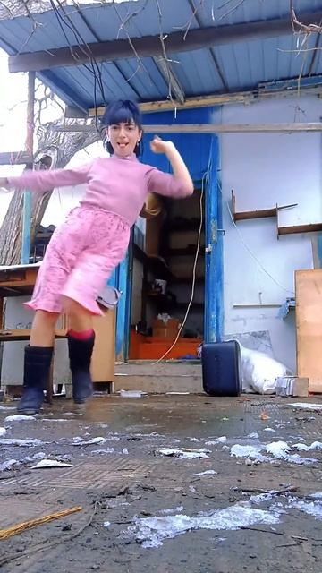 Приехала в деревню к бабушке Нине