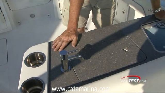 Glacier Bay 2740 Features Review By BoatTest Com