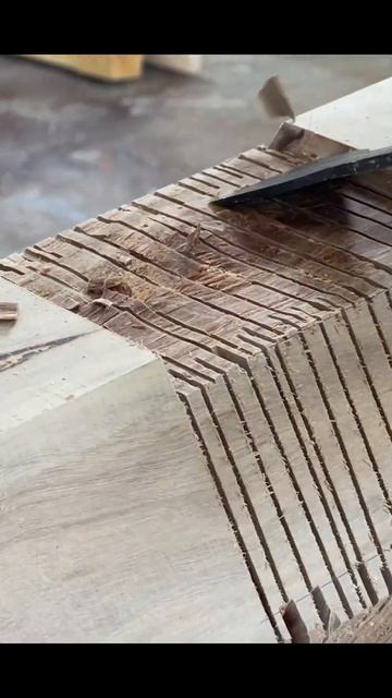Mastering Woodworking Skills // Make A Table Pillar From A Trunk.
