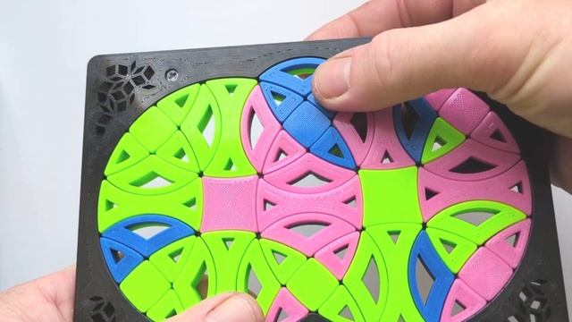 Acamar - intersecting circles puzzle