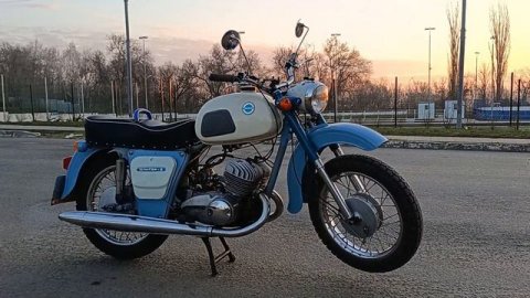 ИЖ Юпитер 3 утренний рассвет