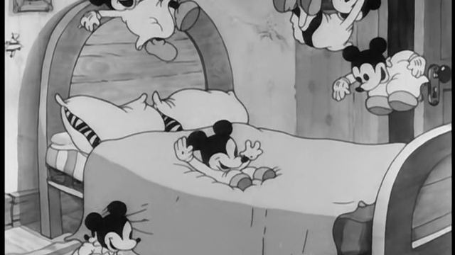 Черно-белый Микки Маус 17.Mickey's.Nightmare.1932