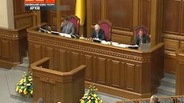 Українським депутатам байдужа рідна мова