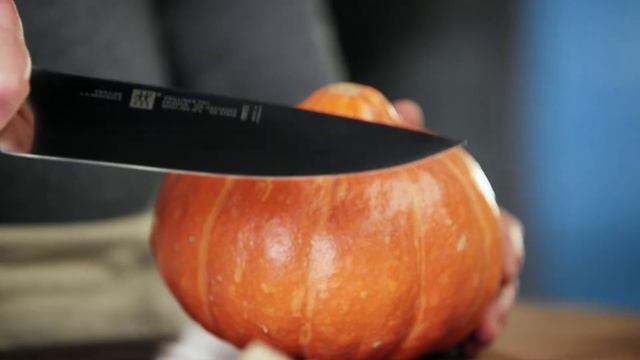 How to use cutting a pumpkin using the ZWILLING Pro Chef's Knife