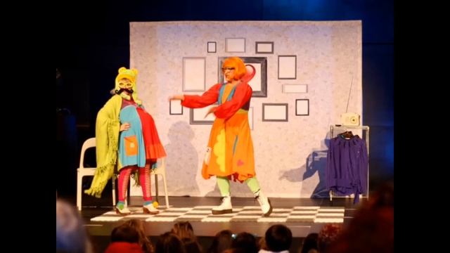 ANTZERKI FAMILIARRATEATRO FAMILIAR “MERI, MARI ETA LARI”