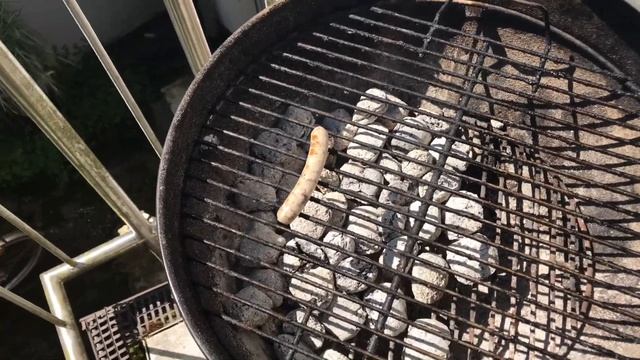 How to grill Nürnberger Rostbratwurst on a Weber BBQ Grill sausages Recipe