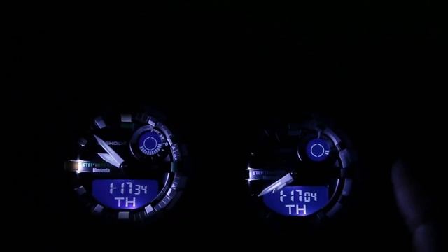 CASIO G-SHOCK GBA-800DG-1A VS G-SHOCK GBA-800-1A