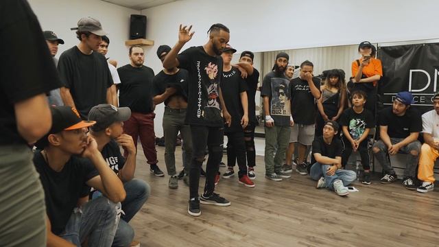 Twinn Neptune vs Yung Konkrete (1vs1 Krump Top 8) CITY VS CITY Volume 1