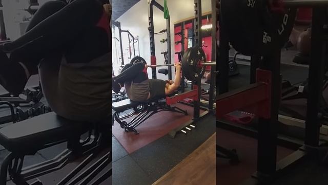 530 tempo feet up bench 75kg