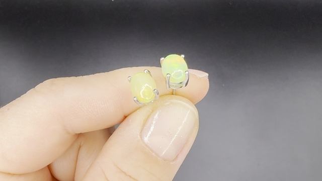 Серьги с эфиопскими опалами Размер камня 8x6 mm Огранка кабошон ОП084Е