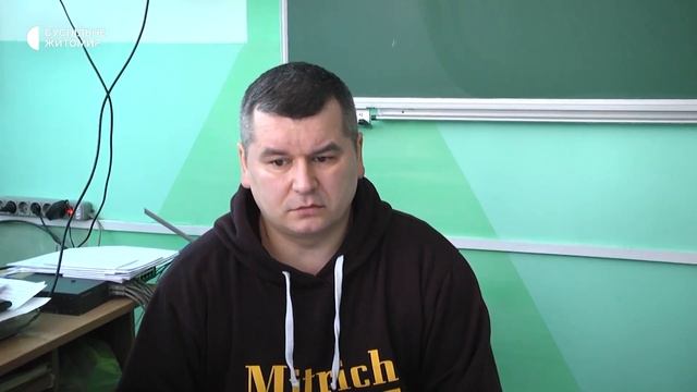 Онлайн-уроки без електрики: як в житомирському ліцеї проводять заняття під час відключень світла