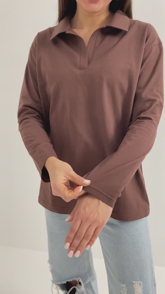 Лонгслив поло оверсайз из хлопка KLERY в трендовом цвете 2025 (Mocha Mousse)