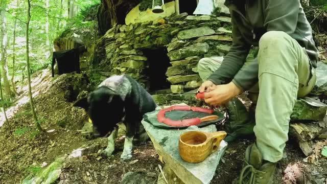 ХАКАН  I Built a CAVE with Fireplace, SURVIVAL SHELTER. Primitive Cooking - ASMR