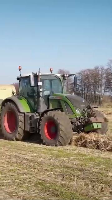 #fendtfavorit #fendtastic #fendtvario #fendt939 #fendt516 #fendt #fendt1050 #farm #fendtpower #fend