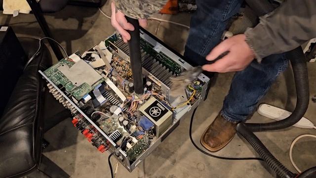 cleaning the nastiest Yamaha home theater receiver I've ever had so far