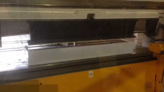 2015 - Guntamatic - Ukázka výroby krytů dveří kotle BMK