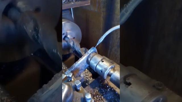 Не повторяйте!!! Экстремальное сверление большого отверстия ч1